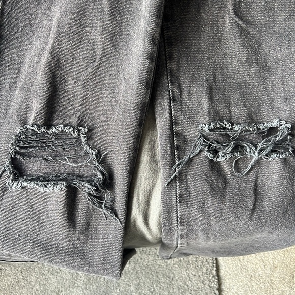 straight leg jeans - Picture 3 of 4